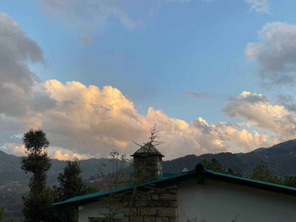 Happy Dervish Boutique Homestay Mukteshwar Extérieur photo